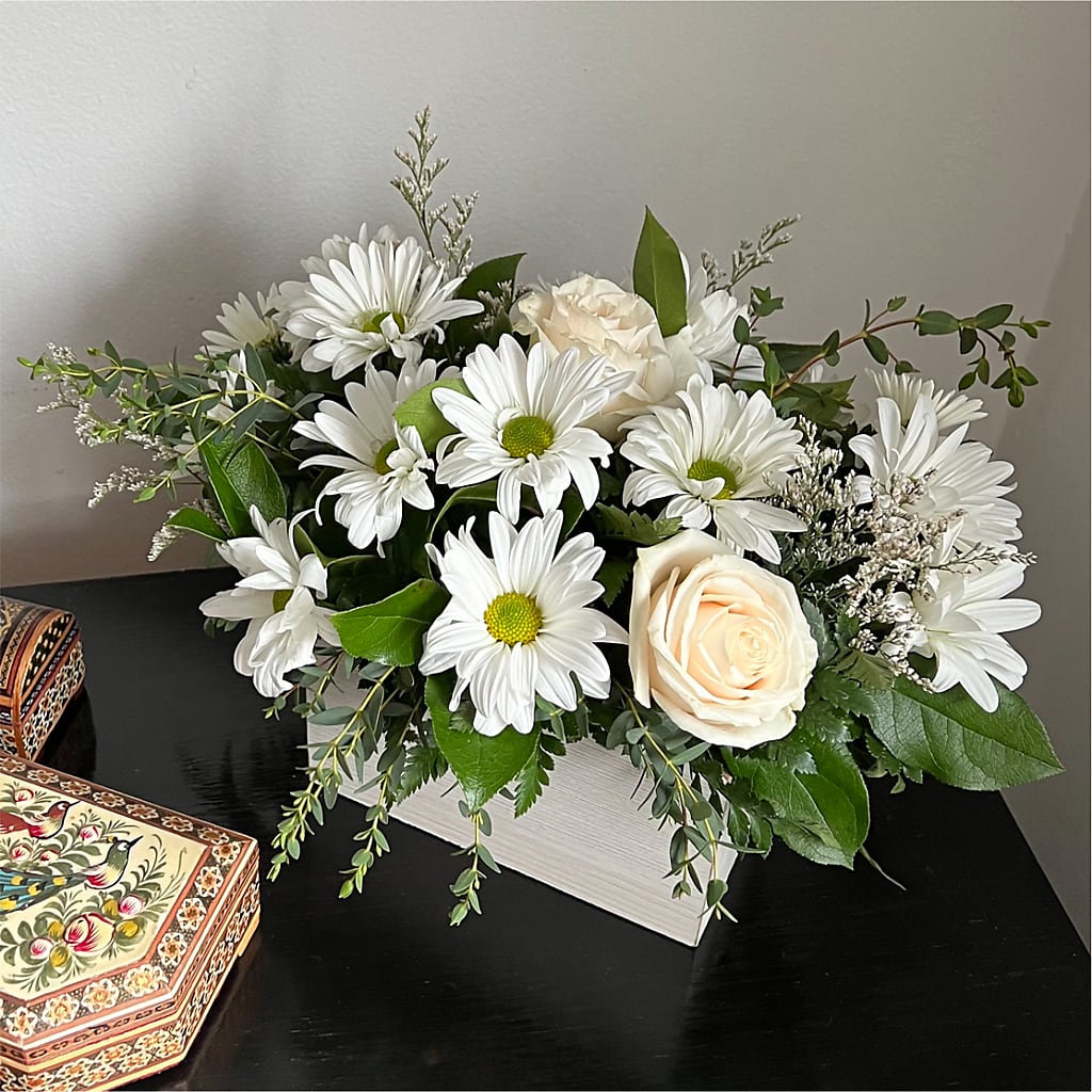 Fresh Linen Box Bouquet – Safeway, Pleasanton CA
