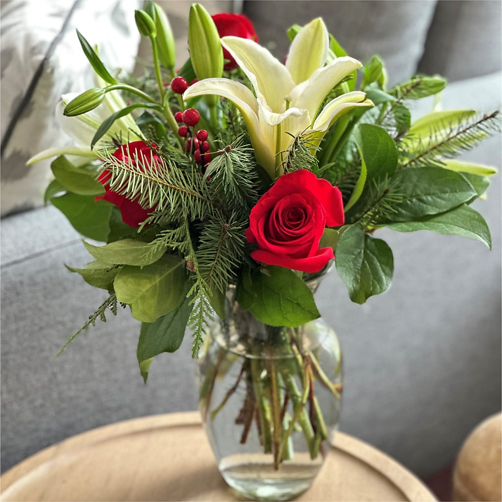 Sparkling Snowflakes Bouquet – Safeway, Pleasanton CA
