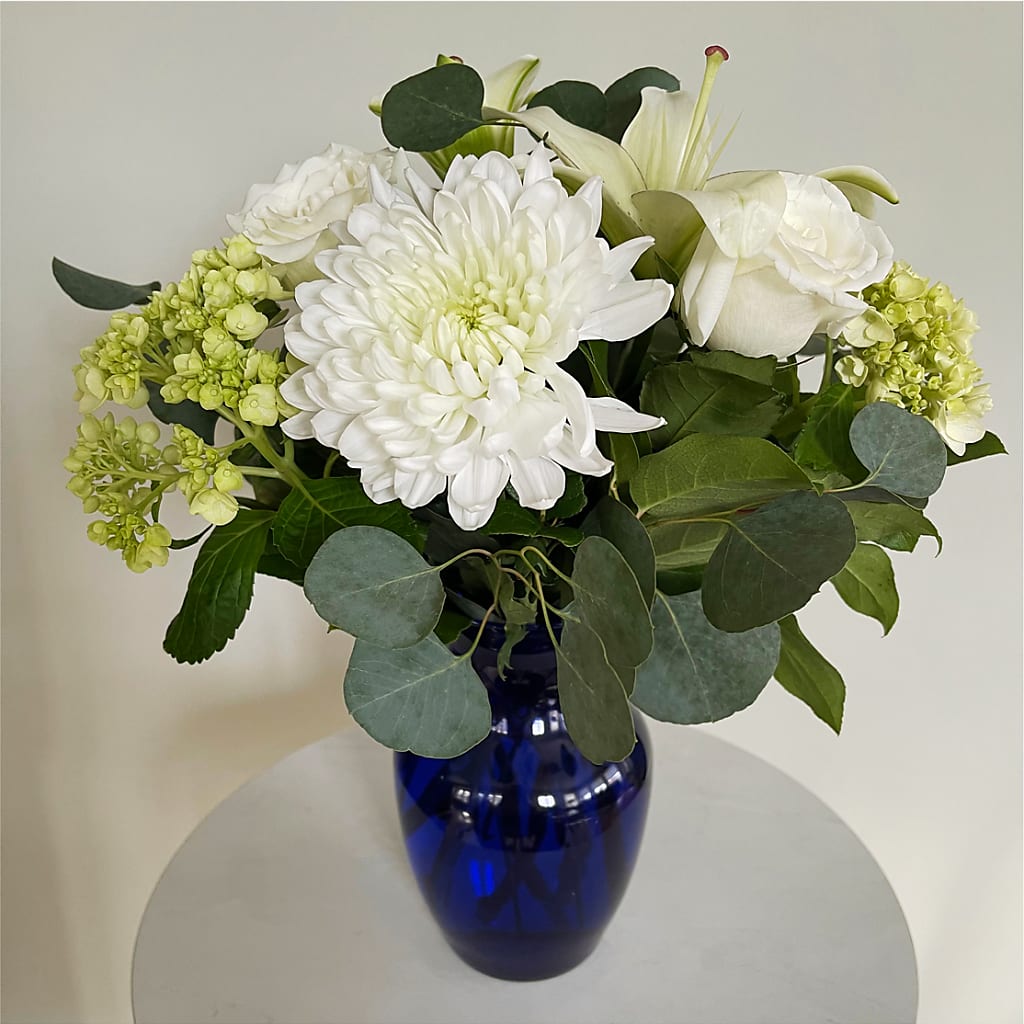Snowy Dreams Bouquet – Safeway, Pleasanton CA